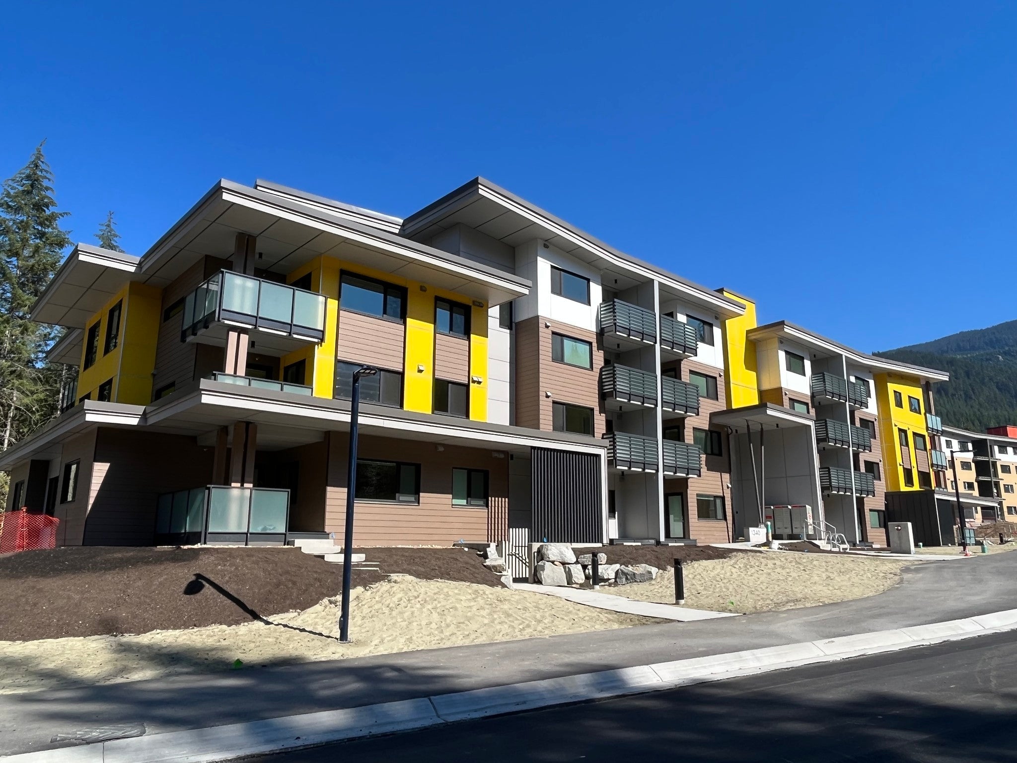 Pony's House 1340 & 1360 MOUNT FEE ROAD – Whistler Housing Authority