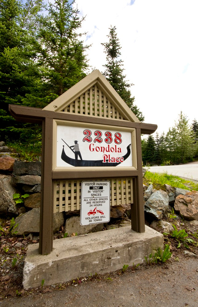 GONDOLA SIX